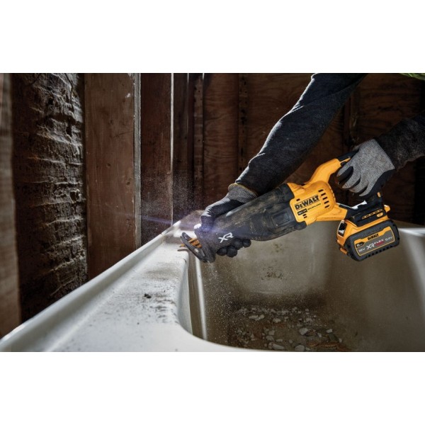 Akumuliatorinis tiesinis pjūklas DeWALT DCS386NT FLEXVOLT ADVANTAGE